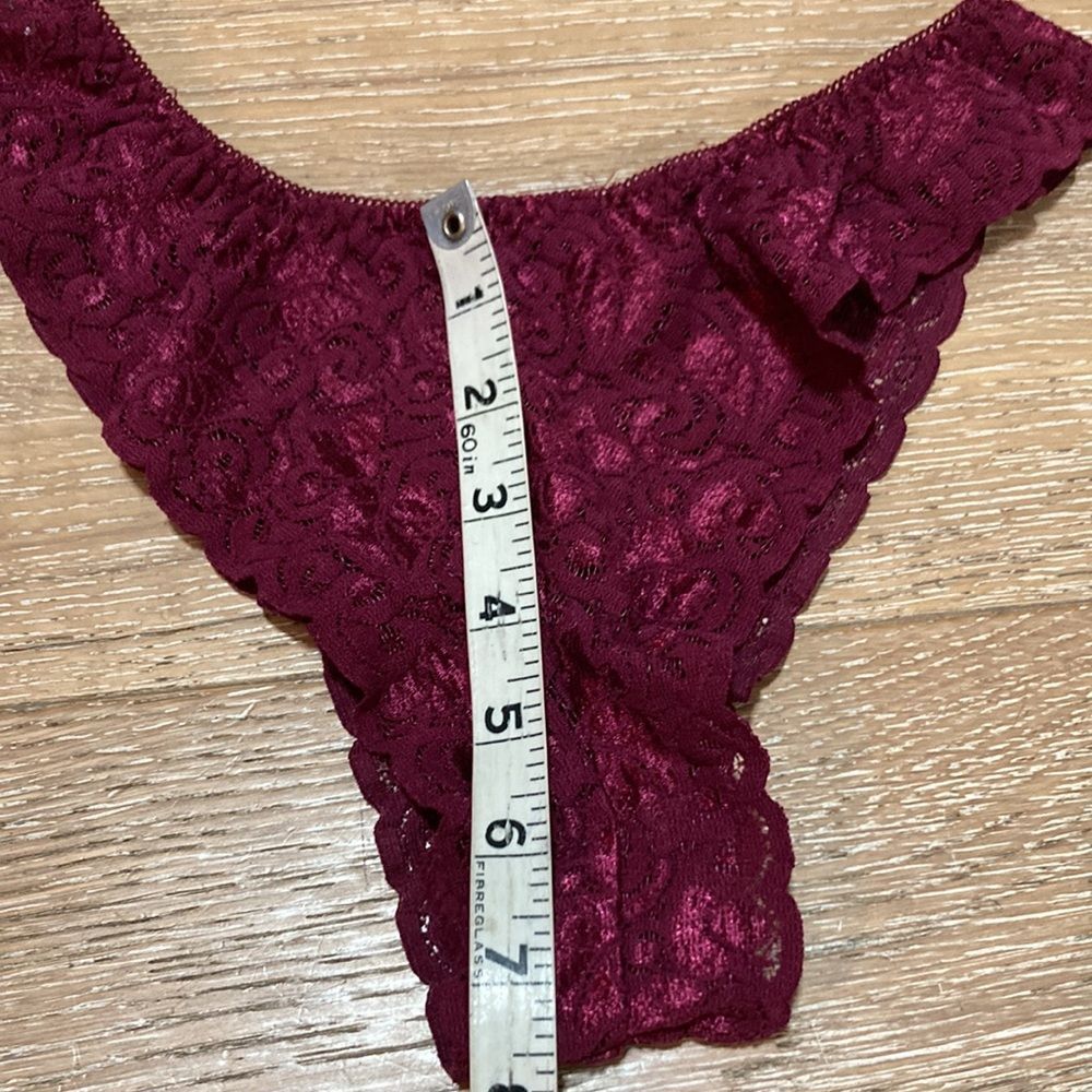 GIA burgundy lace cheeky thong one size - Picture 6 of 11